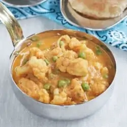 cauliflower and peas subzi