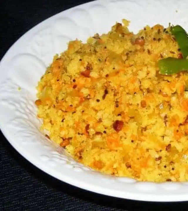 Idli Upma served