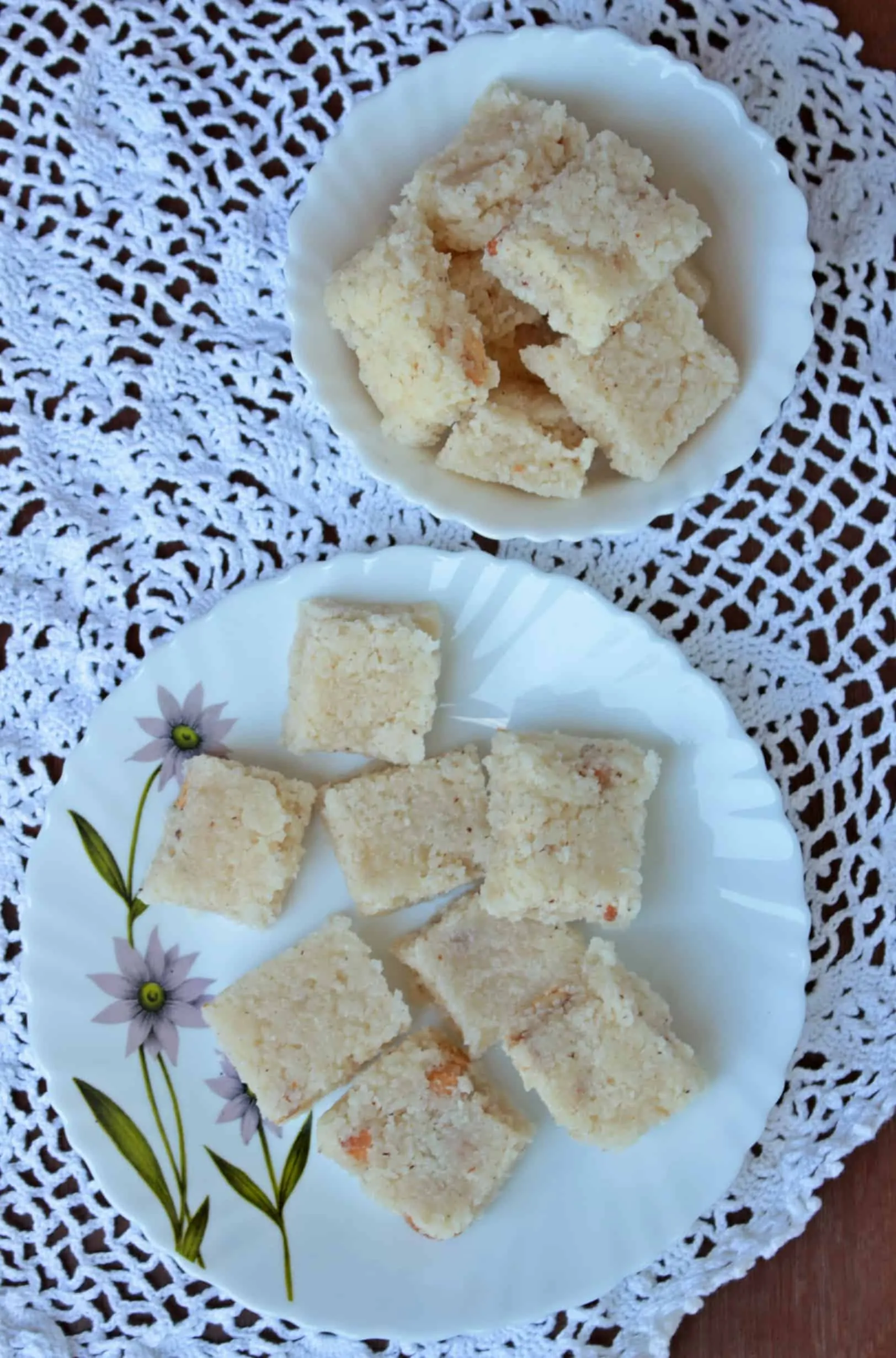 Thengai Burfi in the bowl