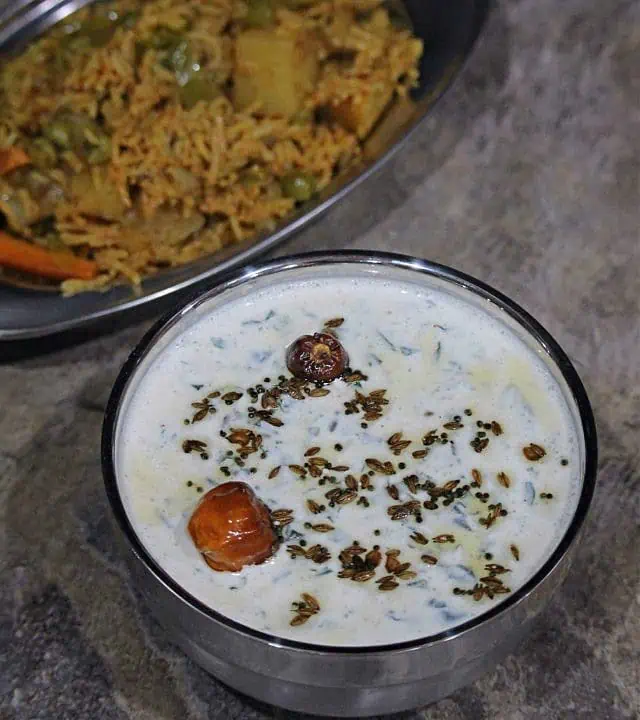 Spinach raita for Biriyani