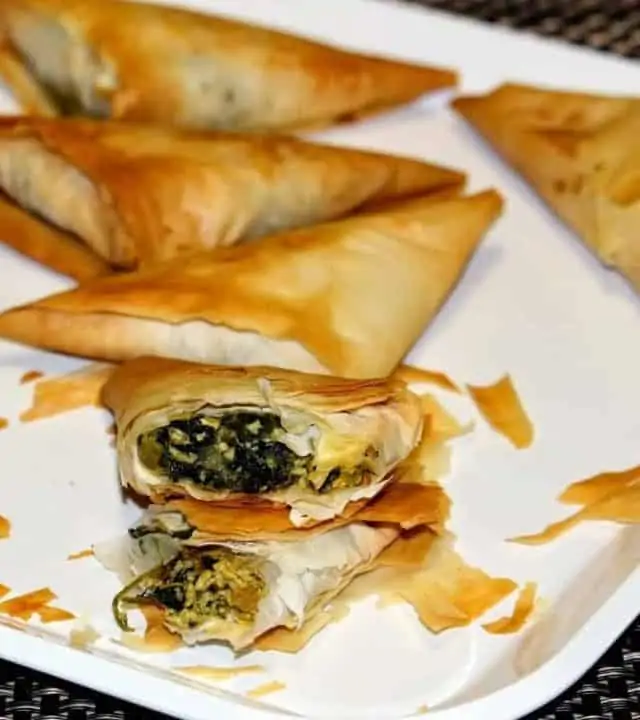 cropped-Spinach-and-paneer-Samosa-Baked-37.jpg