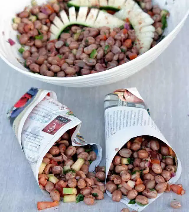 Masala Peanuts in a bowl and a paper cone