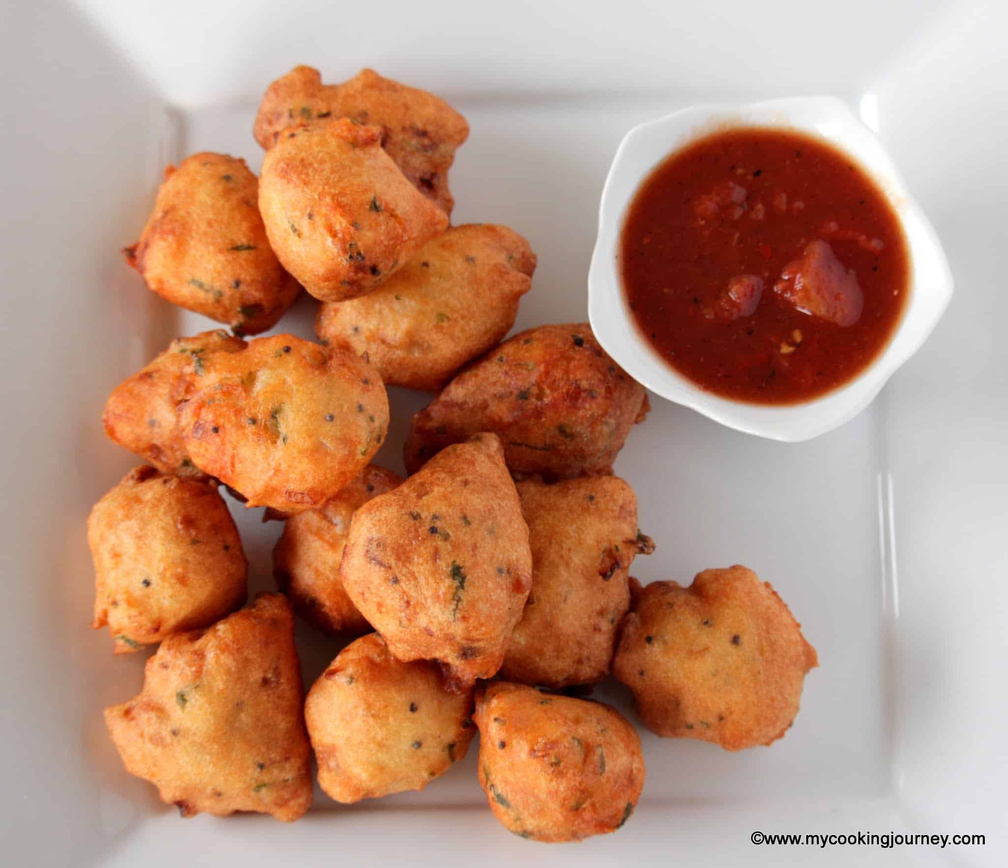 top view of masala seeyam with tomato chutney