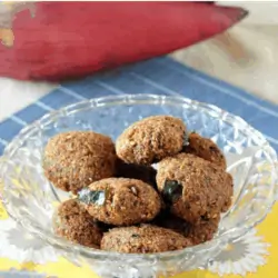 Vazhaipoo Vadai in a Plate