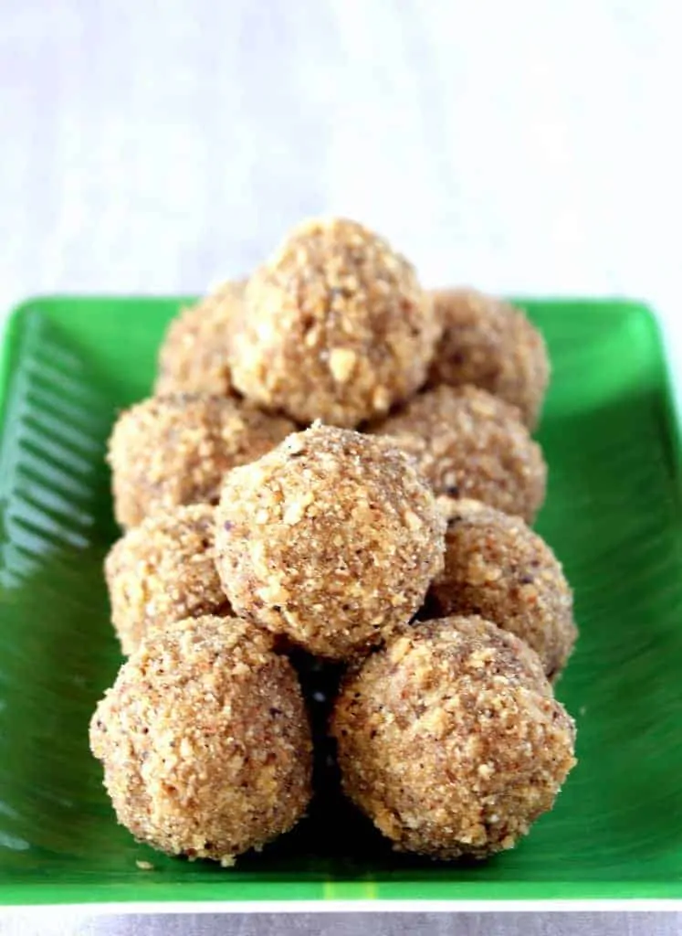 Policha Laddu / Policha Ladoo