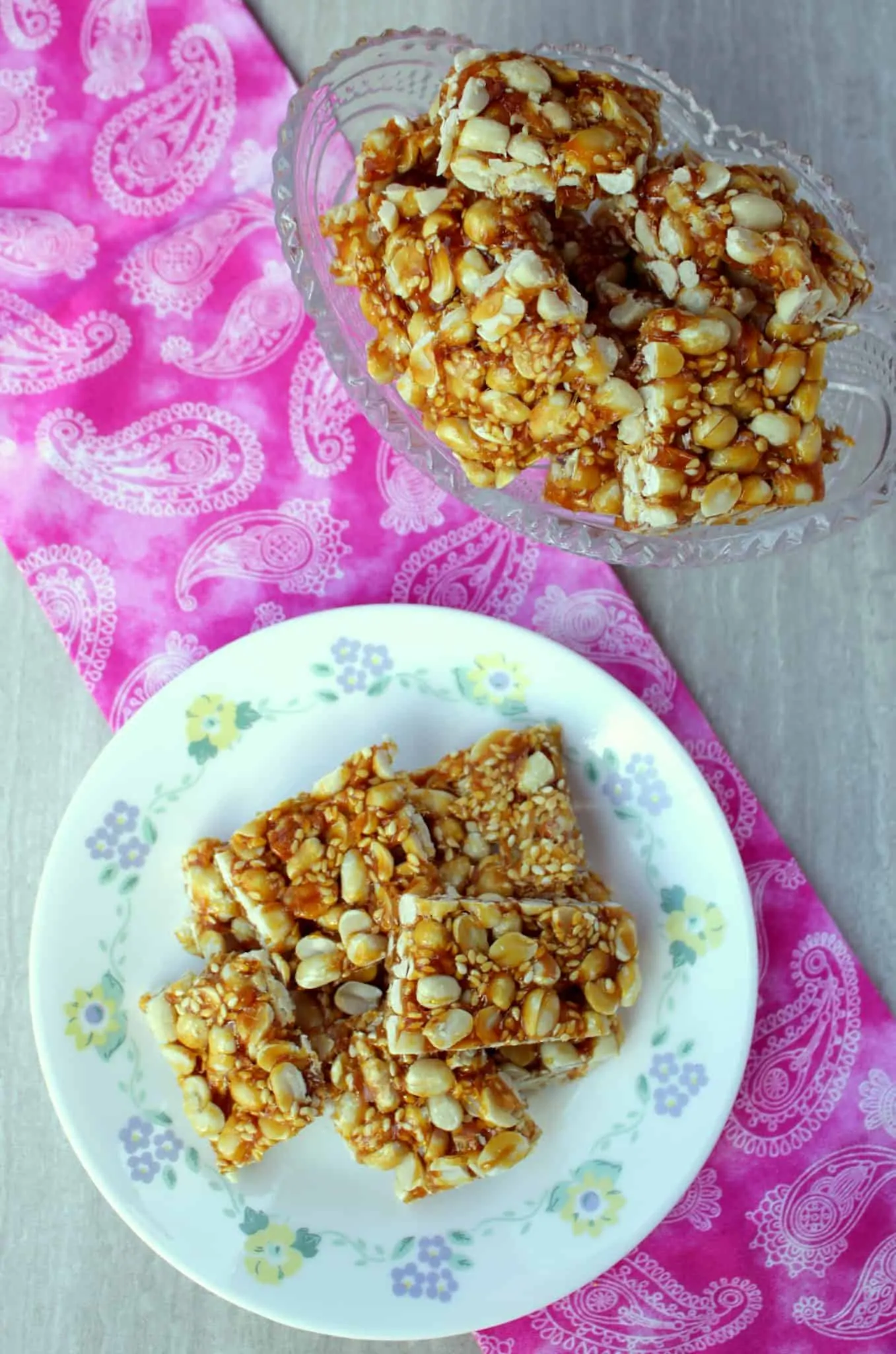 peanut sesame ginger brittle serve