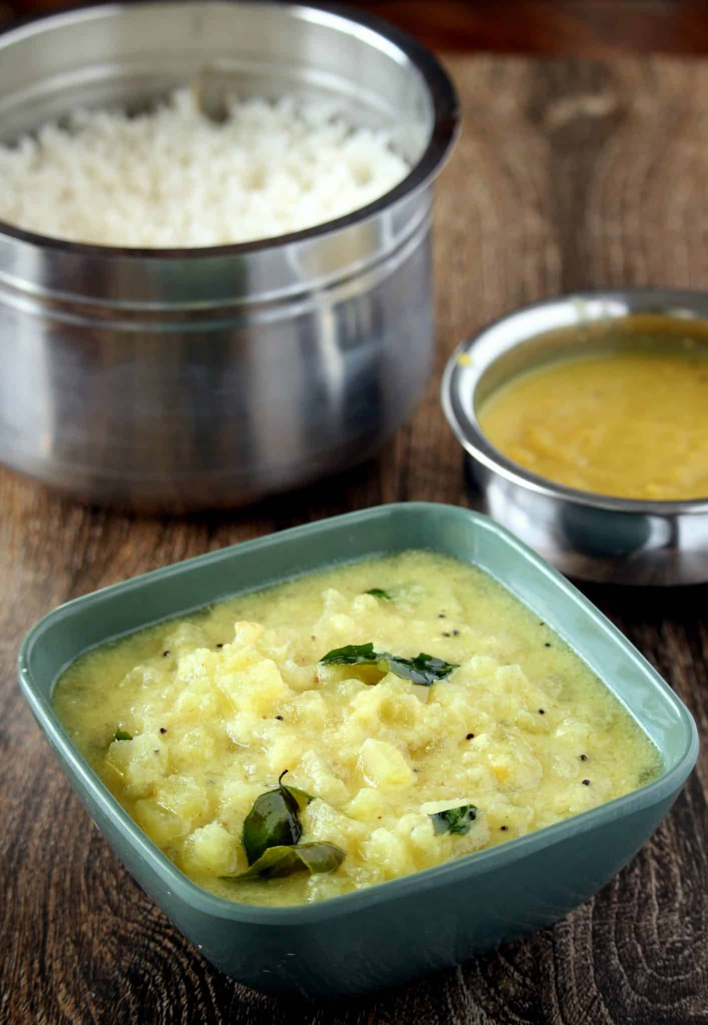 Poosanikkai Mor Kootu served in a bowl