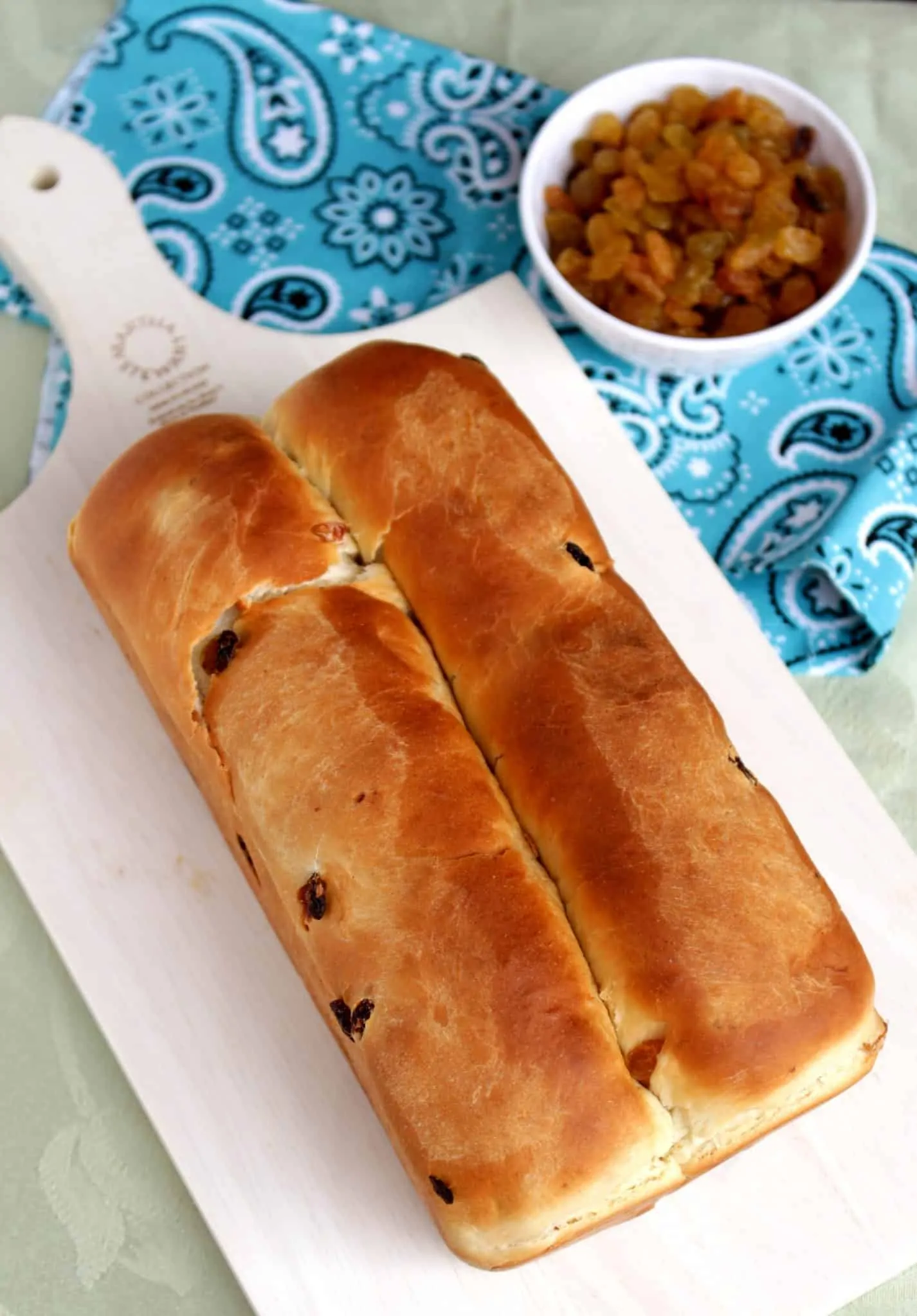 Irish Freckle Bread divided in 2 slices