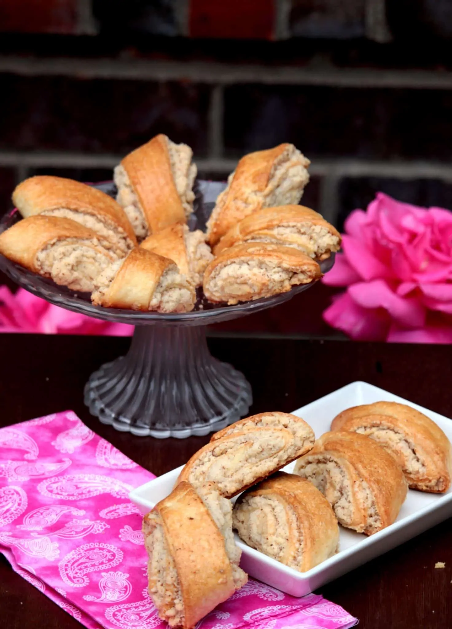 Nazouk Pastry in a tray