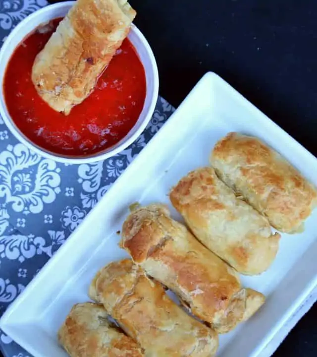 Mozzarella Sticks Made with Puff Pastry