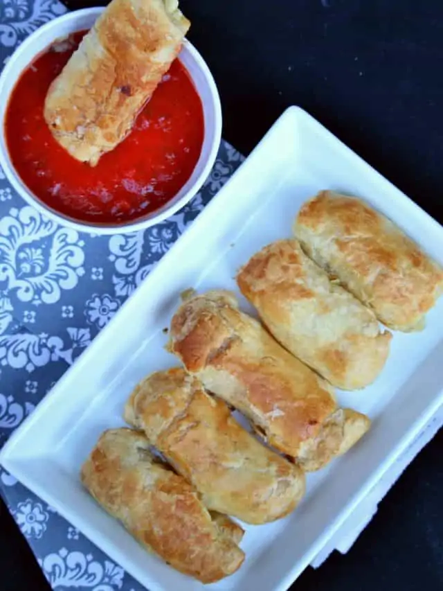 Mozzarella Sticks Made With Puff Pastry