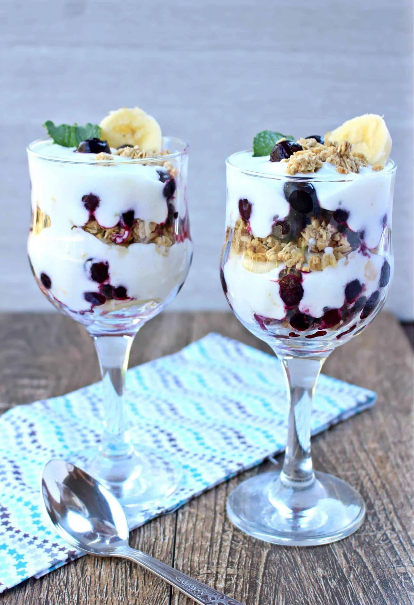 Yogurt Blueberry Banana Granola Parfait - Final product - Side view