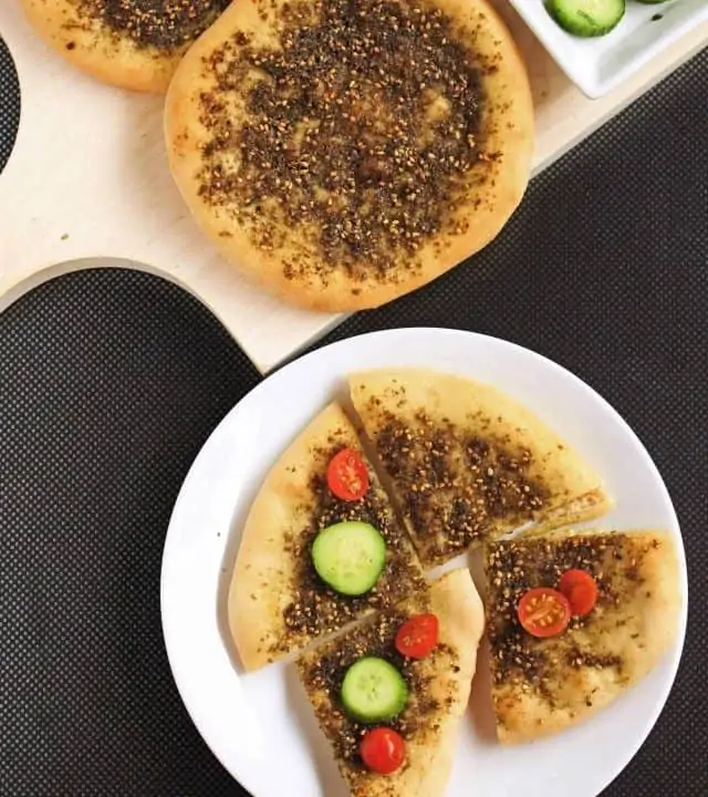 cropped-zaatar-flatbread-31.jpg