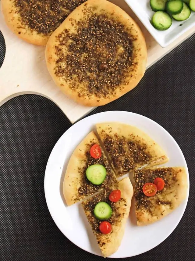 Zaatar Flatbread - Middle Eastern Flatbread