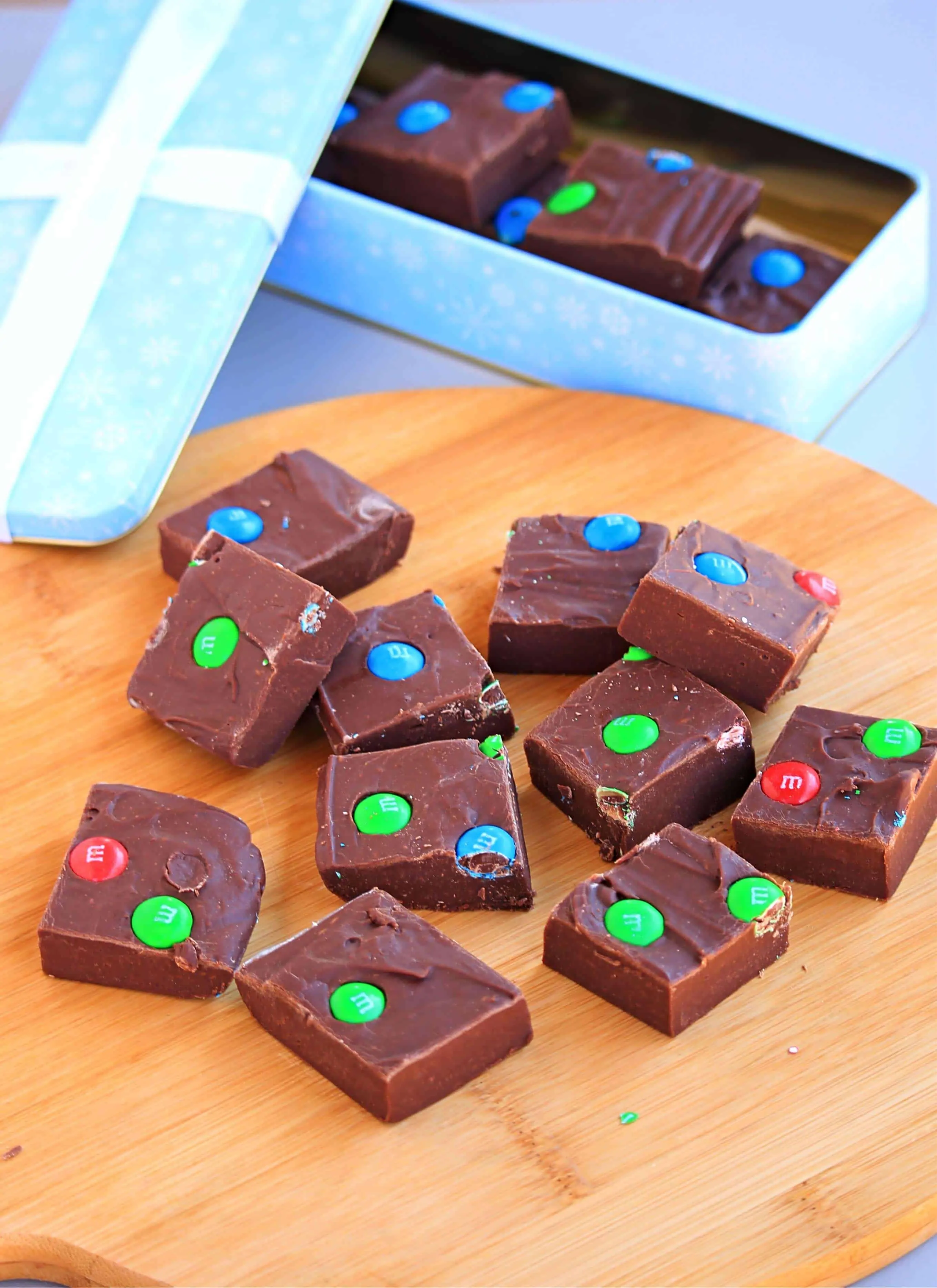 Chocolate fudge in a wooden tray