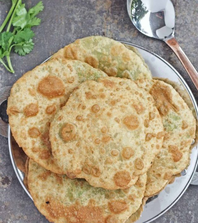 cropped-Green-peas-kachori-45.jpg