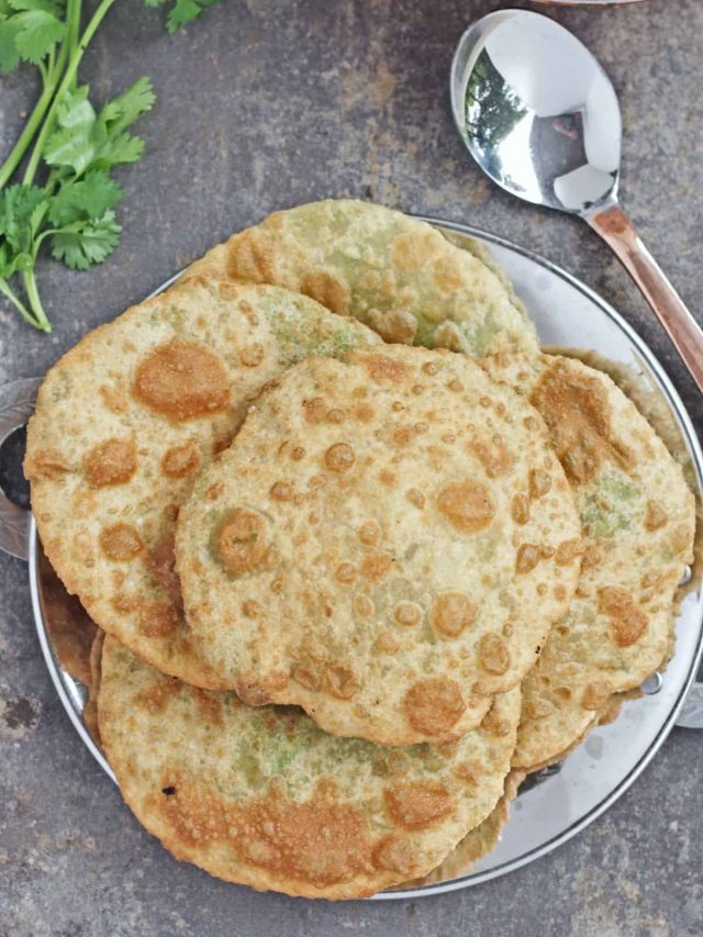 Homemade Green Peas Kachori