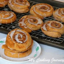 Whole Wheat Cinnamon Buns in a Plate