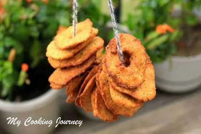 Anjaneyar Vadai in a Vada Maalai