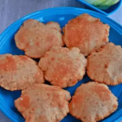 Amaranth Flour Poori served in a dish