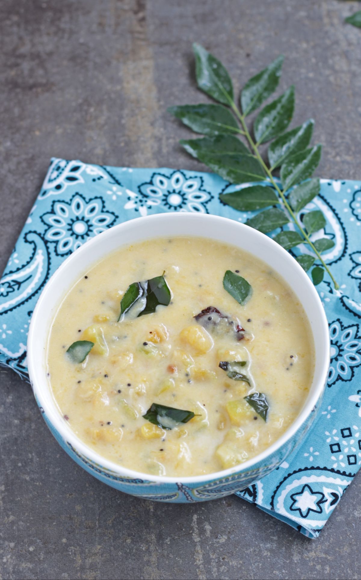 parangikai kootu in a bowl.