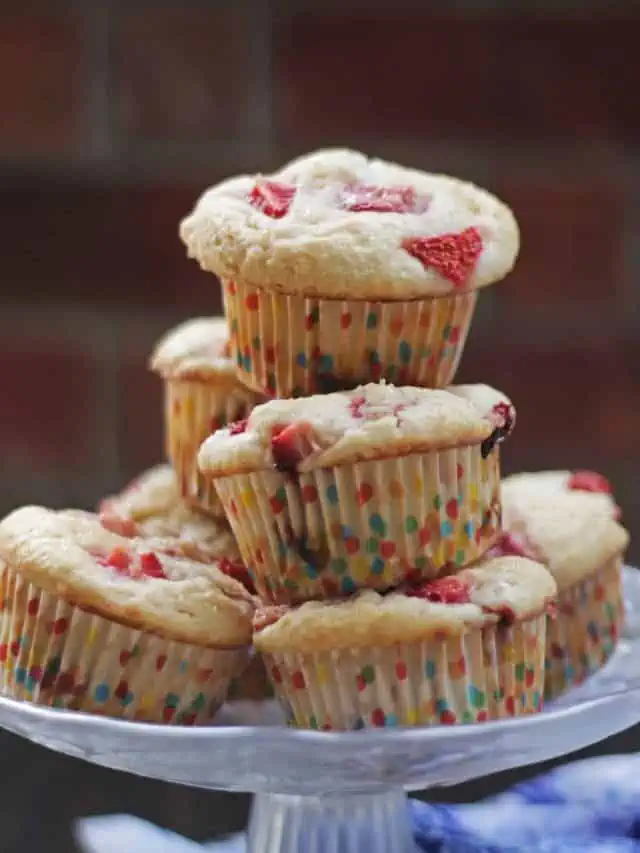 Strawberry Shortcake Muffins