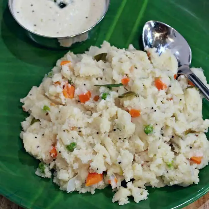 Uppittu with Chutney on the side - Featured Image