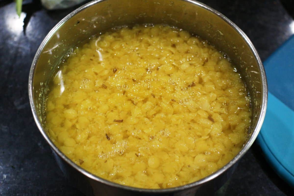 cooked lentil in a bowl.